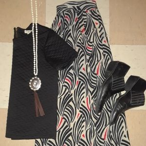 Vtg midi skirt